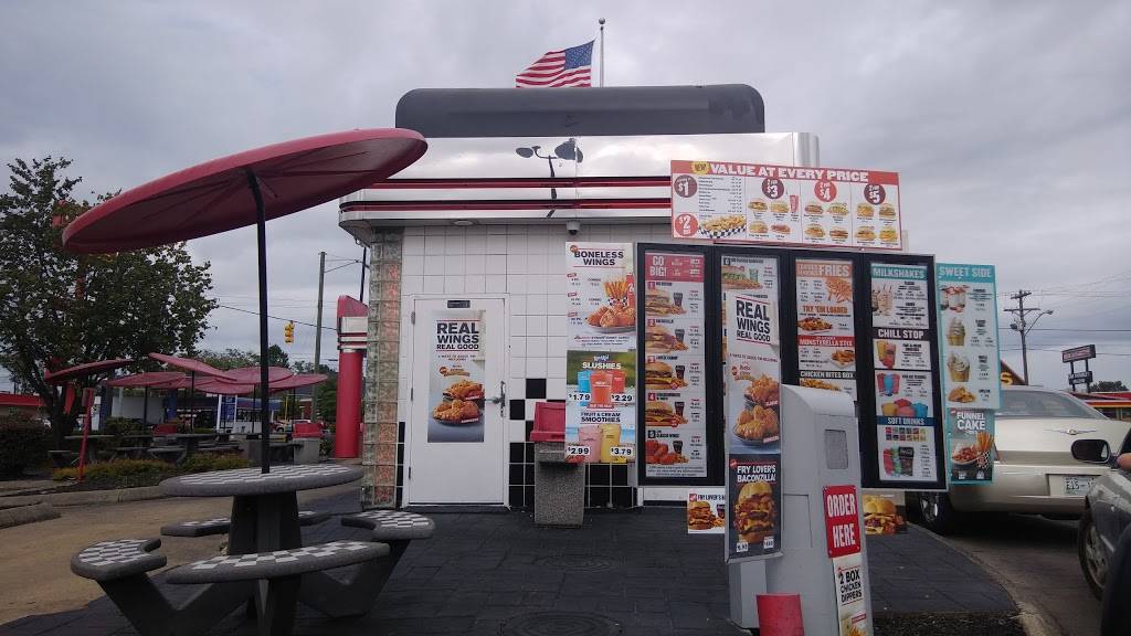 Checkers | restaurant | 829 NW Broad St, Murfreesboro, TN 37129, USA | 6156057655 OR +1 615-605-7655