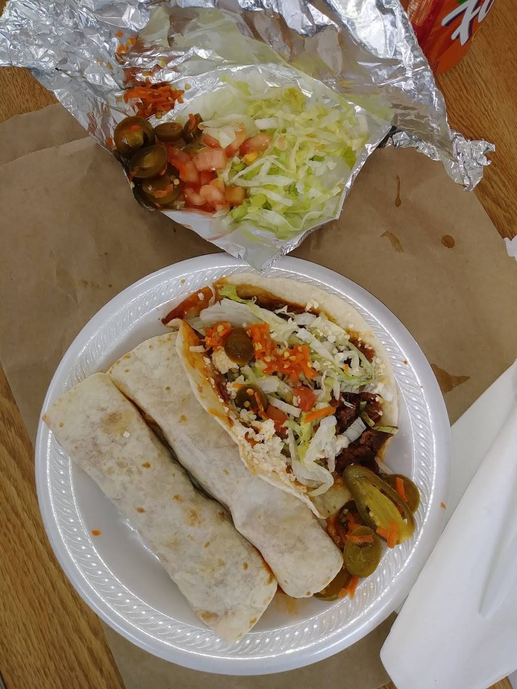 El Ranchito | restaurant | 4776 Broadway, Gary, IN 46408, USA | 2198841500 OR +1 219-884-1500