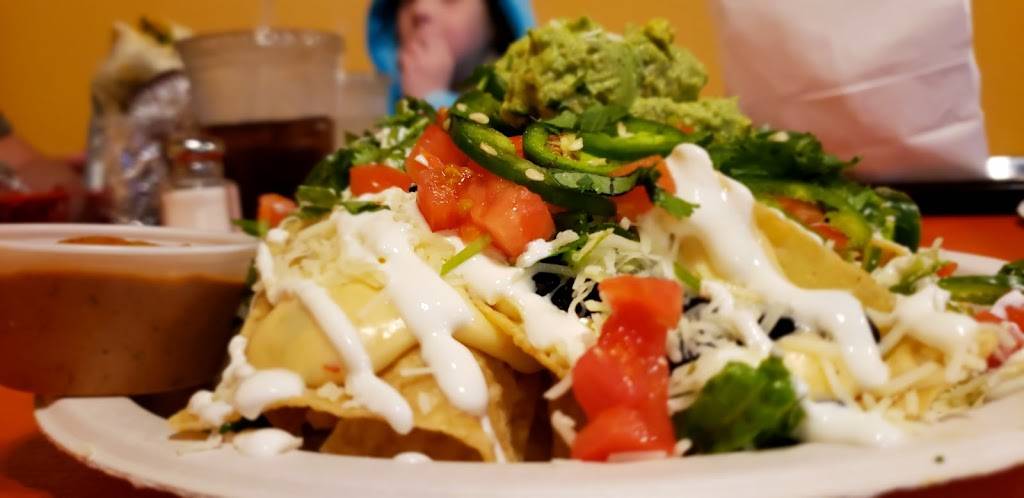 Catrinas Cerveza & Mexican Grill | restaurant | 84 Wabasha St S # 3, St Paul, MN 55107, USA | 6514934626 OR +1 651-493-4626