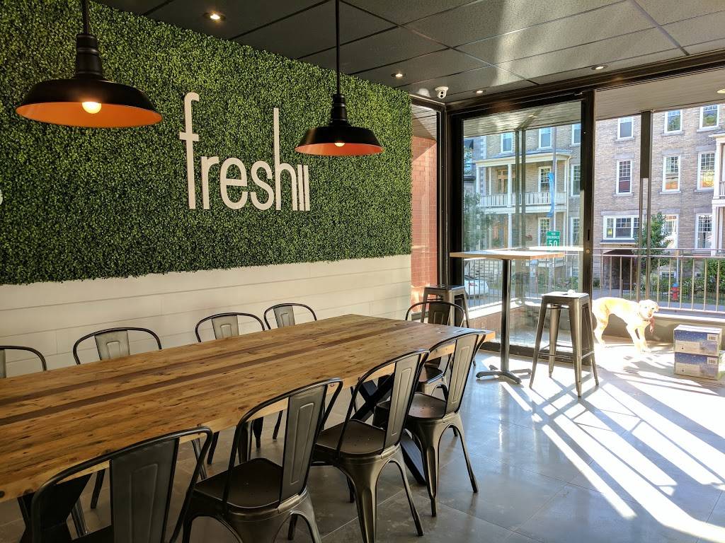 Freshii | restaurant | 47 Boulevard René-Lévesque E, Québec, QC G1R 2C3, Canada | 5813183646 OR +1 581-318-3646