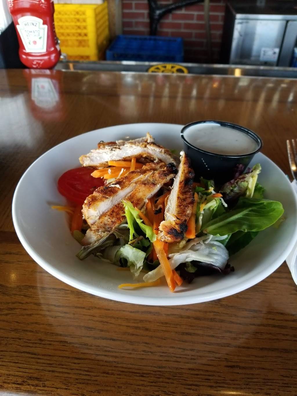 Carolina Ale House | restaurant | 400 Conservation Rd, Garner, NC 27529, USA | 9197722646 OR +1 919-772-2646