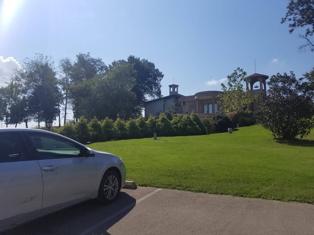 Paris Winery | restaurant | 2982 Harvey Bowden Rd, Paris, TN 38242, USA | 7316449500 OR +1 731-644-9500