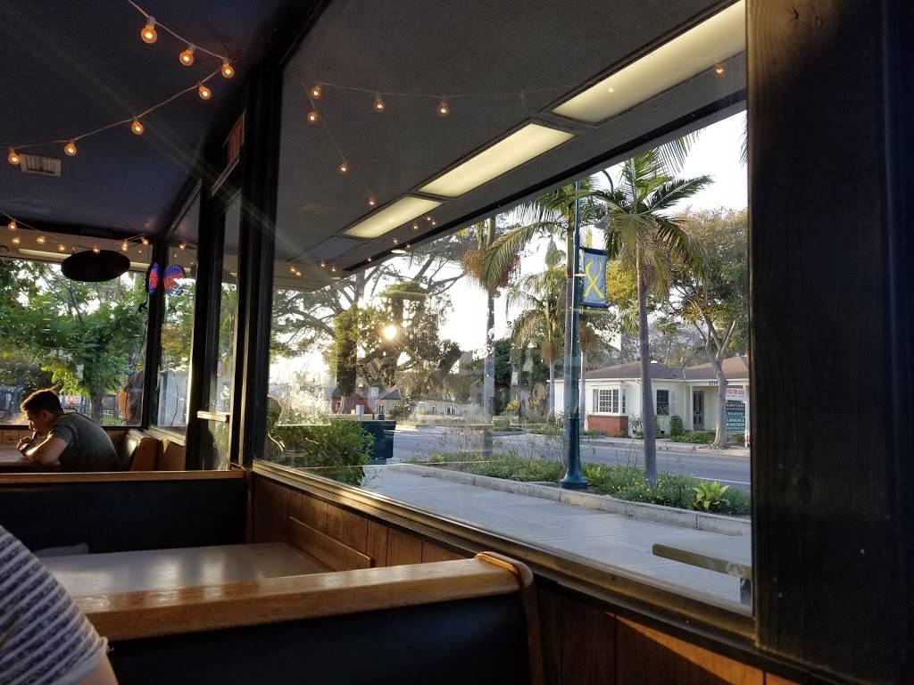 Fosters Freeze | restaurant | 5205 Carpinteria Ave, Carpinteria, CA 93013, USA | 8056843602 OR +1 805-684-3602