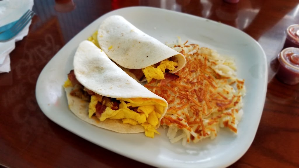 Buzzys Breakfast Downtown | restaurant | 1019 Desoto St, Ocean Springs, MS 39564, USA | 2284473086 OR +1 228-447-3086