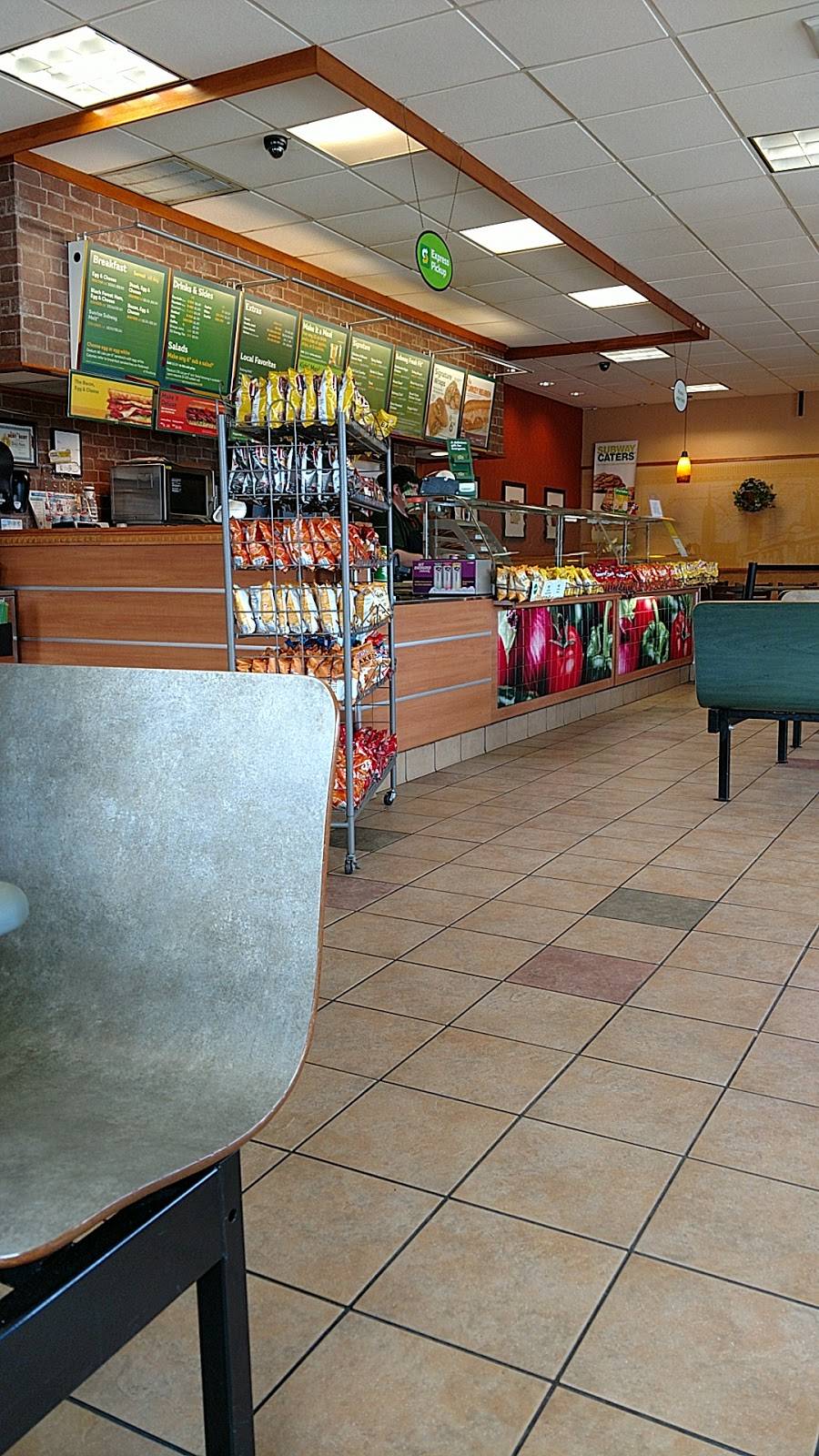 Subway | restaurant | 485 N 12th St, Middlesboro, KY 40965, USA | 6062485464 OR +1 606-248-5464