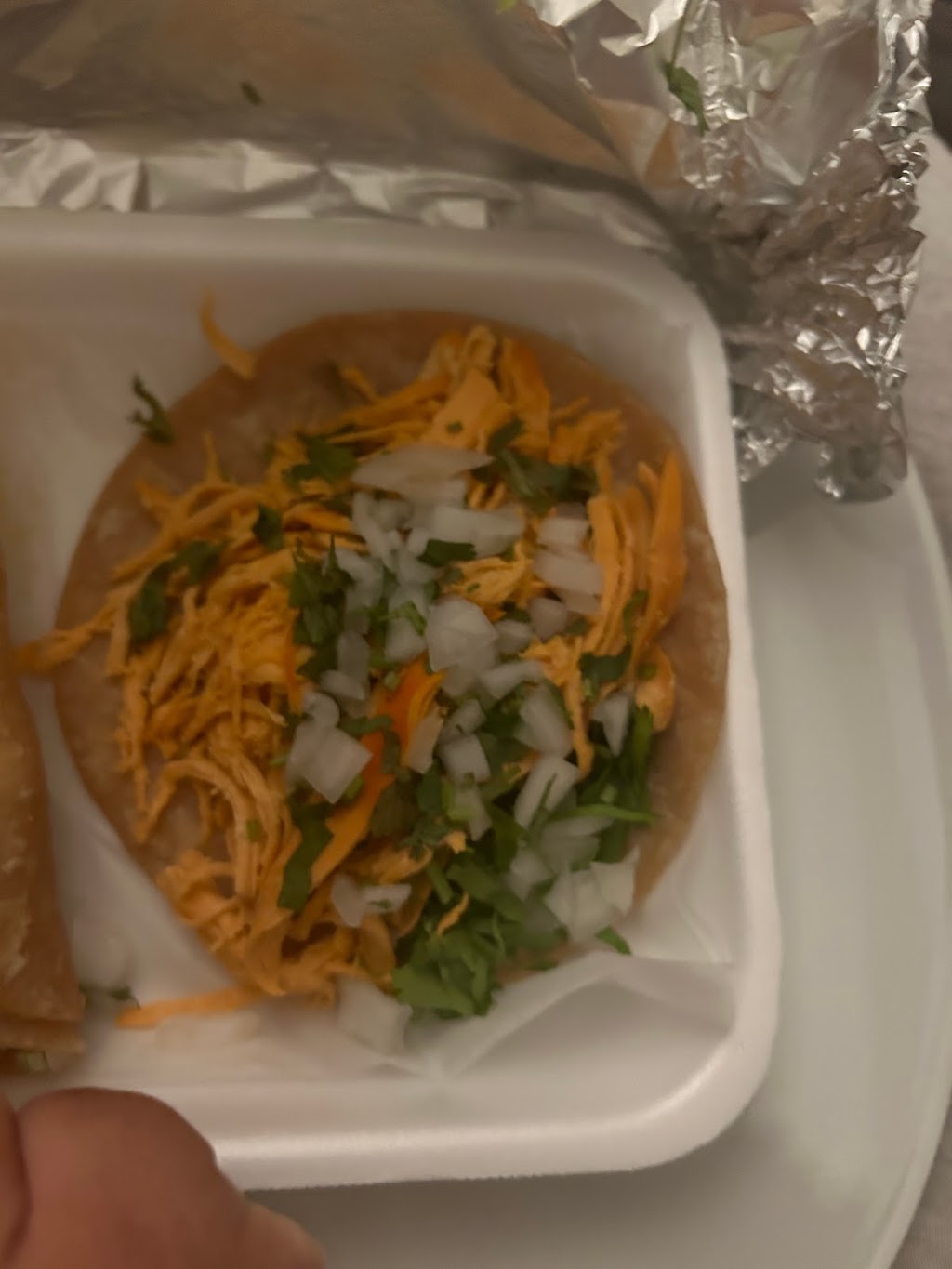 Tacos Leon Food Truck | restaurant | 1214 N Water St, Milwaukee, WI 53202, USA | 4143223629 OR +1 414-322-3629