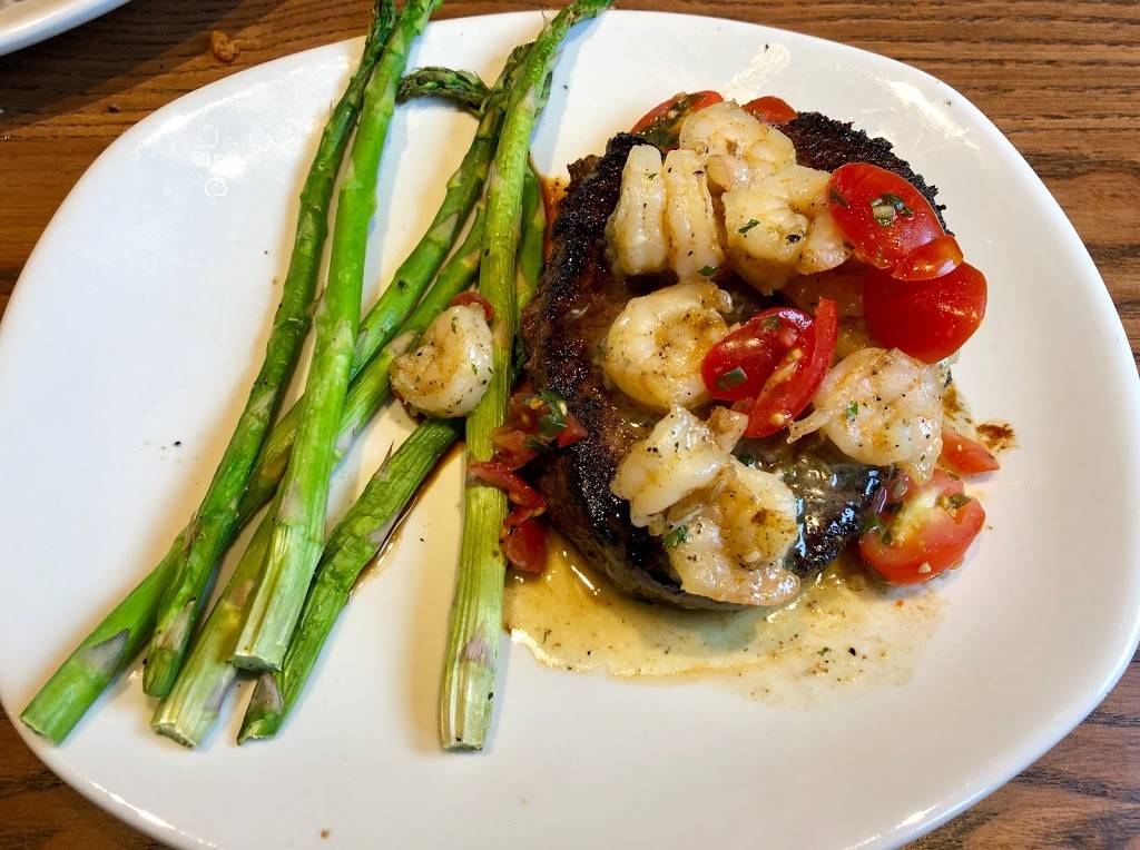 Outback Steakhouse | restaurant | 6950 Ridge Rd, Parma, OH 44129, USA | 4408426114 OR +1 440-842-6114