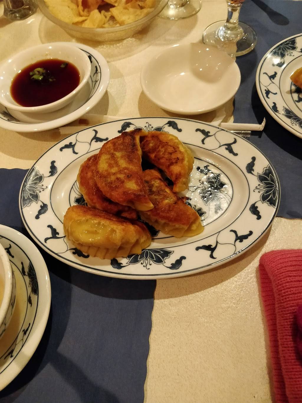 May Jen Chinese Restaurant | restaurant | 47 Kenmore Ave, Amherst, NY 14226, USA | 7168325162 OR +1 716-832-5162