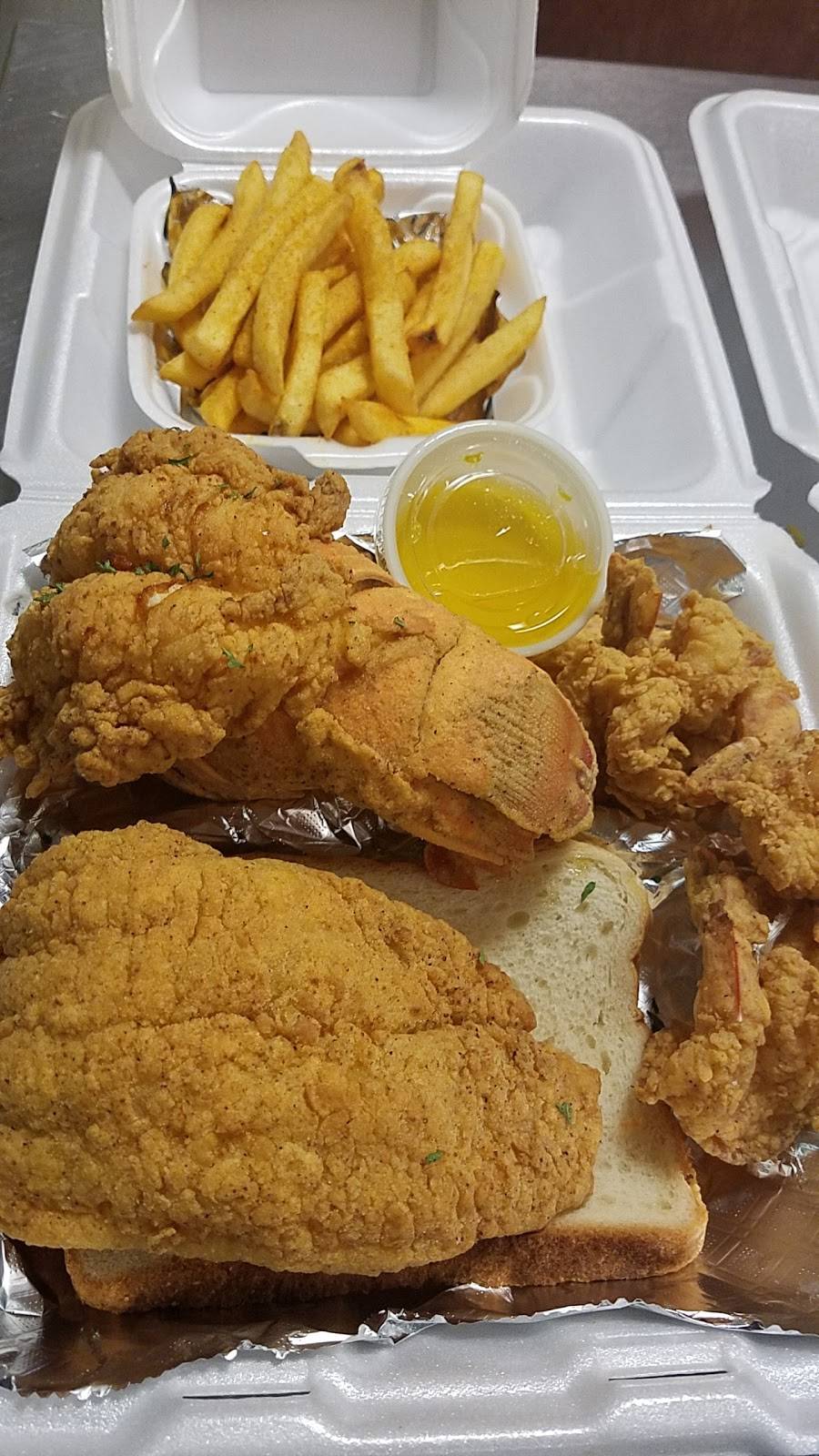 Chefpats | restaurant | 2876 North State Road-7, Lauderdale Lakes, FL 33313, USA | 9549081313 OR +1 954-908-1313