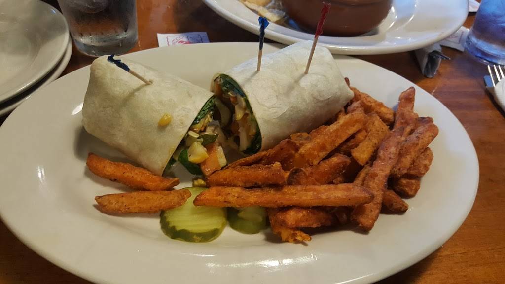 Gritty McDuffs Freeport Brew Pub | restaurant | 187 Lower Main St, Freeport, ME 04032, USA | 2078654321 OR +1 207-865-4321