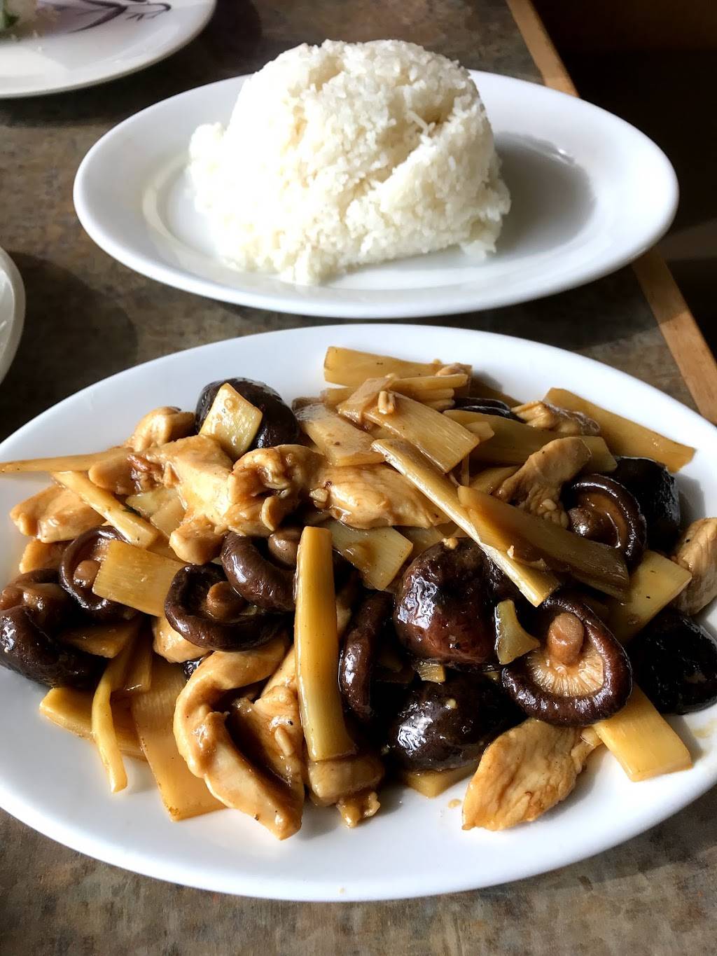 Pho Mi 289 | restaurant | 6550 Meadowvale Town Centre Cir, Mississauga, ON L5N 4B7, Canada | 9052861881 OR +1 905-286-1881