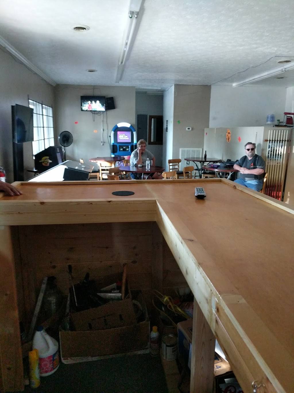 The Hideaway Grill | restaurant | 465 Old Knoxville Hwy, Newport, TN 37821, USA | 4235328088 OR +1 423-532-8088