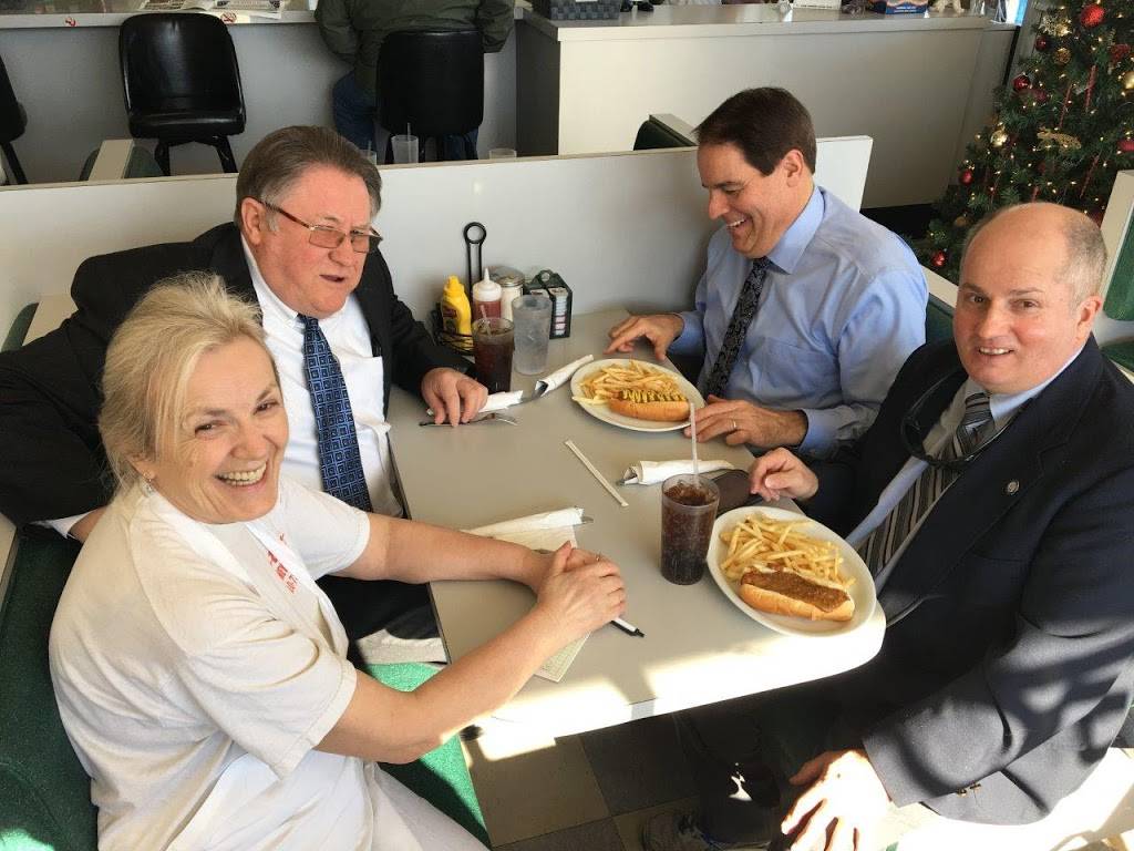 Utica Coney Island | restaurant | 51067 Mound Rd, Shelby Charter Twp, MI 48316, USA | 5867396636 OR +1 586-739-6636