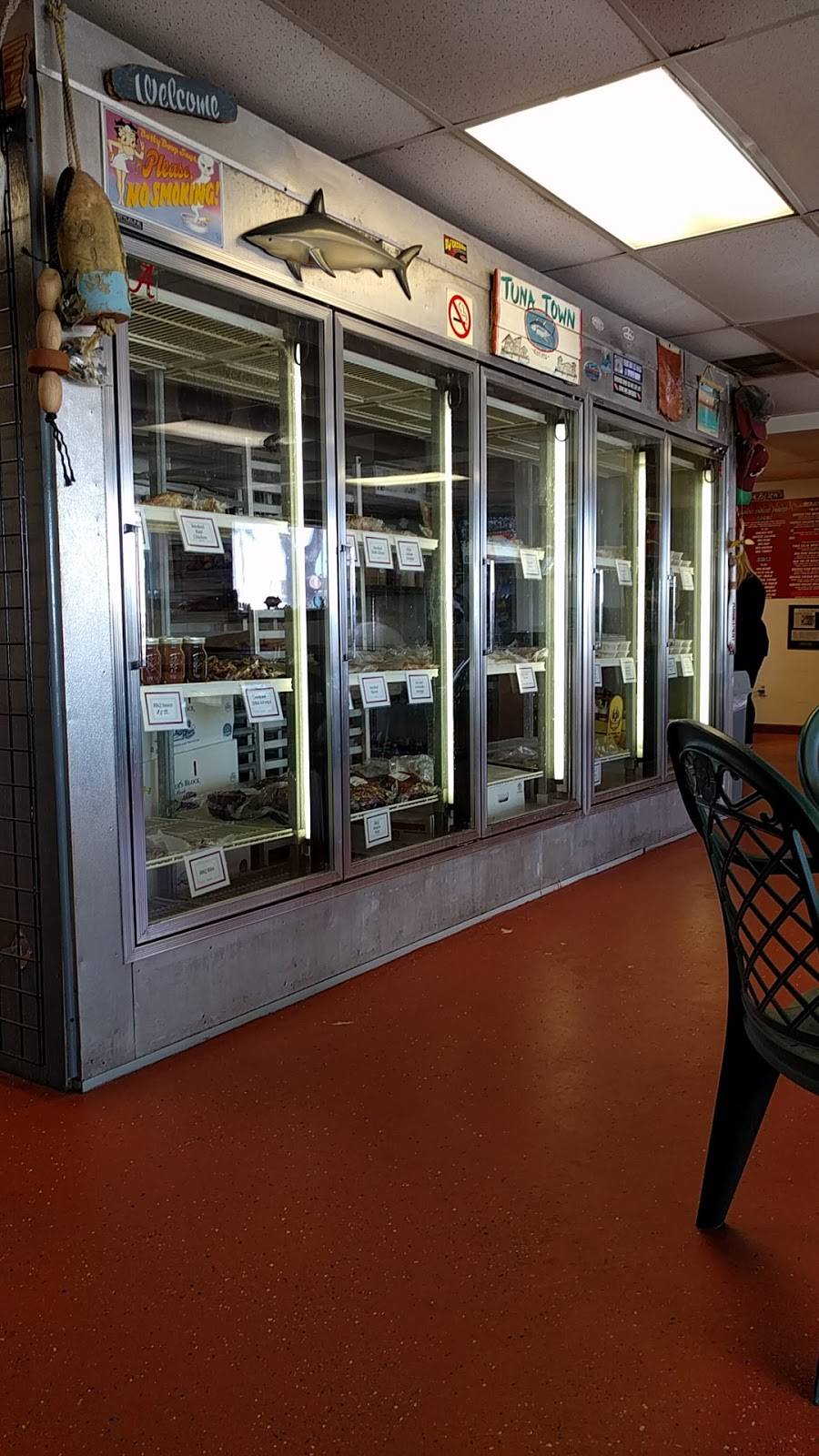 Smokehouse Foods | restaurant | 525 Glen Cheek Dr, Cape Canaveral, FL 32920, USA | 3217849300 OR +1 321-784-9300