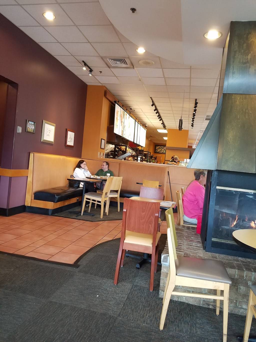 Panera Bread | cafe | 9611 Skokie Blvd, Skokie, IL 60077, USA | 8476799156 OR +1 847-679-9156