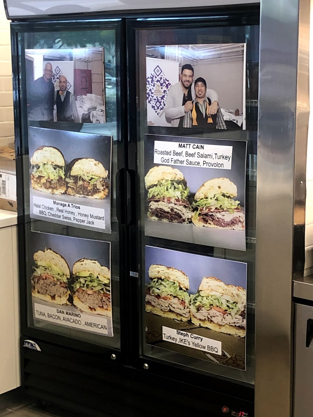 Ikes Love & Sandwiches | restaurant | 18719 Biscayne Blvd # 310, Aventura, FL 33180, USA | 3059742404 OR +1 305-974-2404