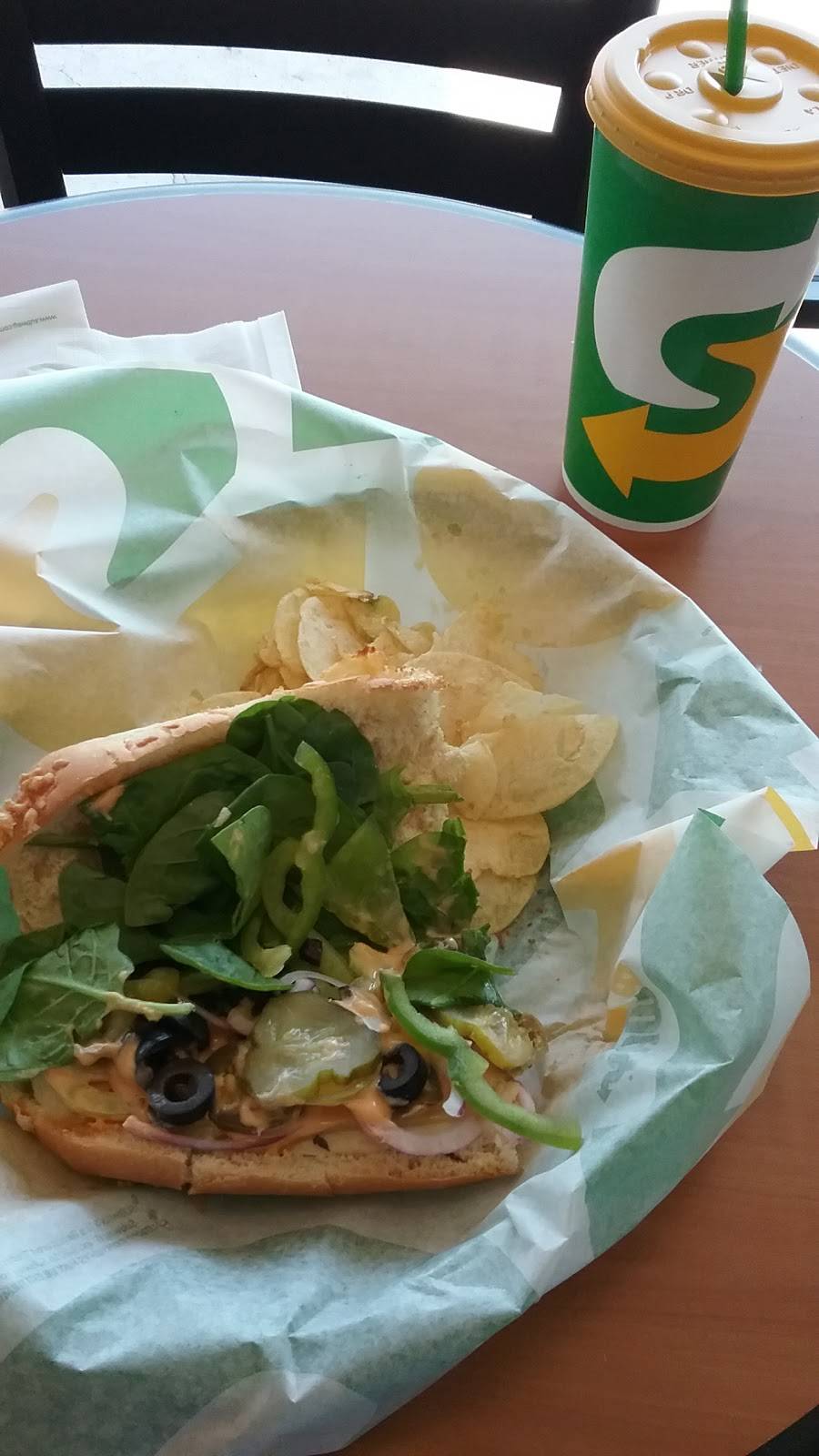 Subway | meal takeaway | 3310 University Ave, San Diego, CA 92104, USA | 6192809818 OR +1 619-280-9818