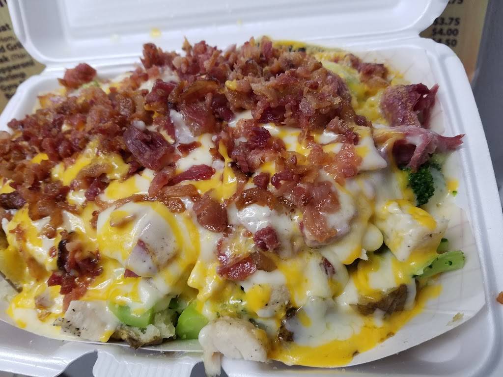 The Potato Place | restaurant | 107 W Warren Ave, Detroit, MI 48201, USA | 3138338948 OR +1 313-833-8948