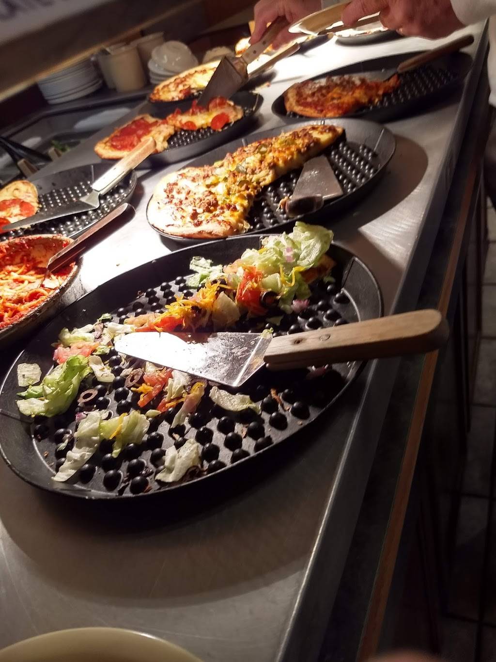 East of Chicago | restaurant | 1100 Dehner Dr, Ossian, IN 46777, USA | 2606226699 OR +1 260-622-6699