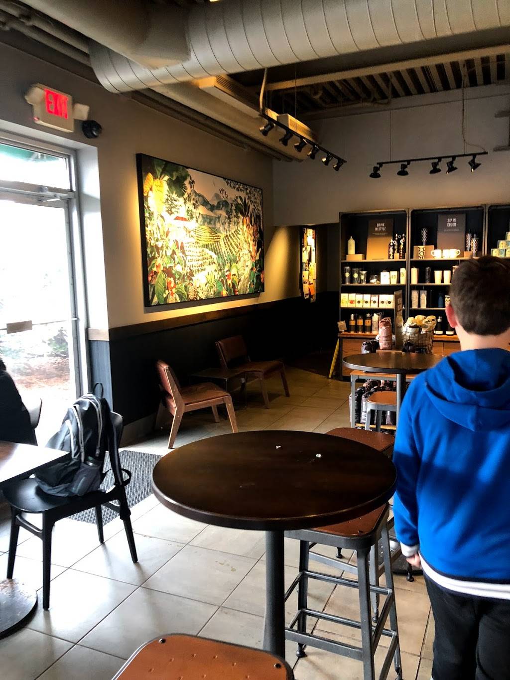 Starbucks | cafe | 302 E Silver Spring Dr, Whitefish Bay, WI 53217, USA | 4143328628 OR +1 414-332-8628