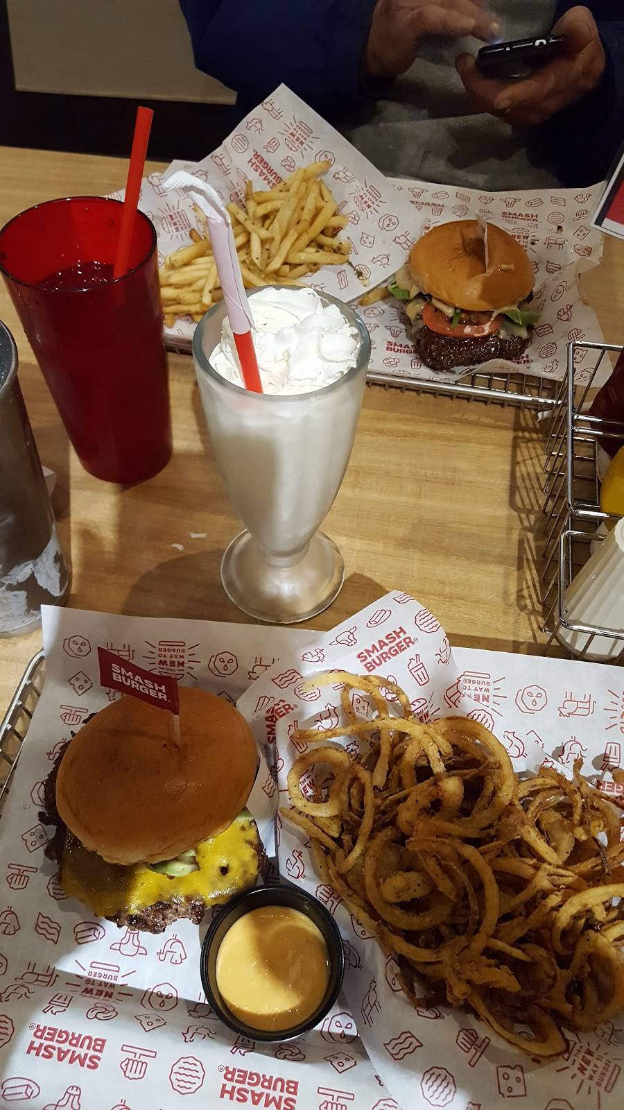 Smashburger | restaurant | 46 Marion Ave, Saratoga Springs, NY 12866, USA | 5188711801 OR +1 518-871-1801