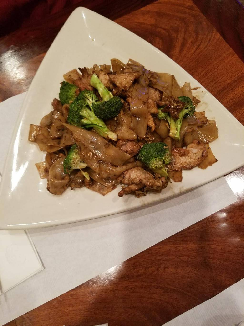 Thai BBQ Restaurant | restaurant | 18818 Ventura Blvd, Tarzana, CA 91356, USA | 8188814909 OR +1 818-881-4909