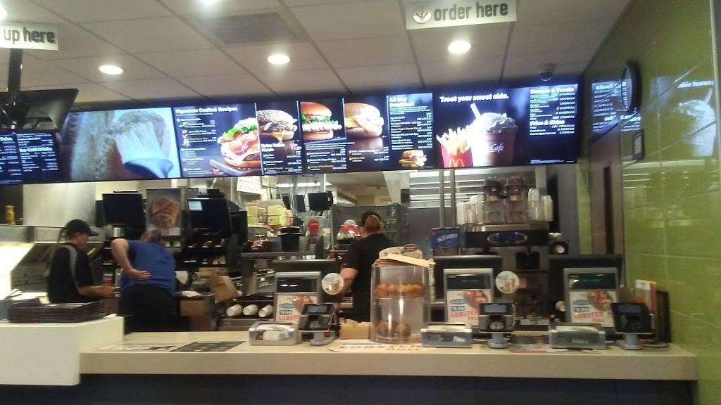 McDonalds | cafe | 1063 W Main St, Dover-Foxcroft, ME 04426, USA | 2075643631 OR +1 207-564-3631