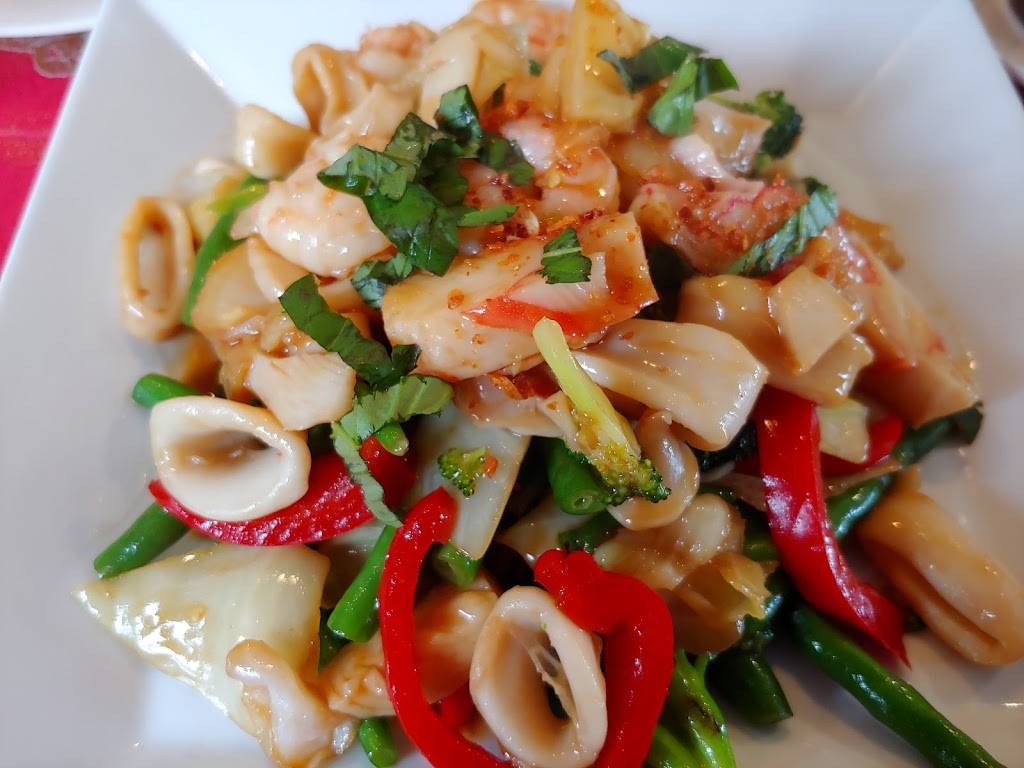 Bens Family Cuisines | restaurant | 654 W 11th St, Front Royal, VA 22630, USA | 5405513147 OR +1 540-551-3147