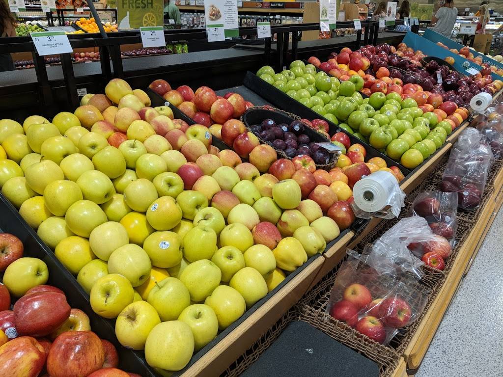 Shoppes of Grande Oak | shopping mall | 20301 20321 Grande Oak Shoppes Dr, Estero, FL 33928, USA | 8136644800 OR +1 813-664-4800