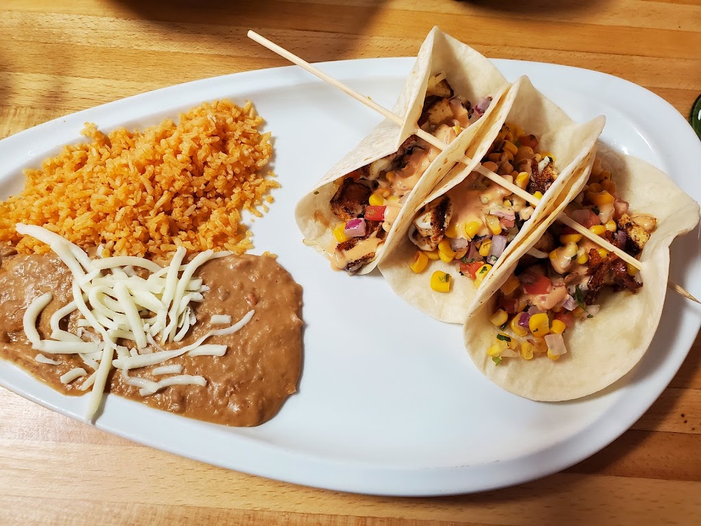 Mi Casa on Broadway | restaurant | 801 W Broadway St, Bradley, IL 60915, USA | 8153045006 OR +1 815-304-5006