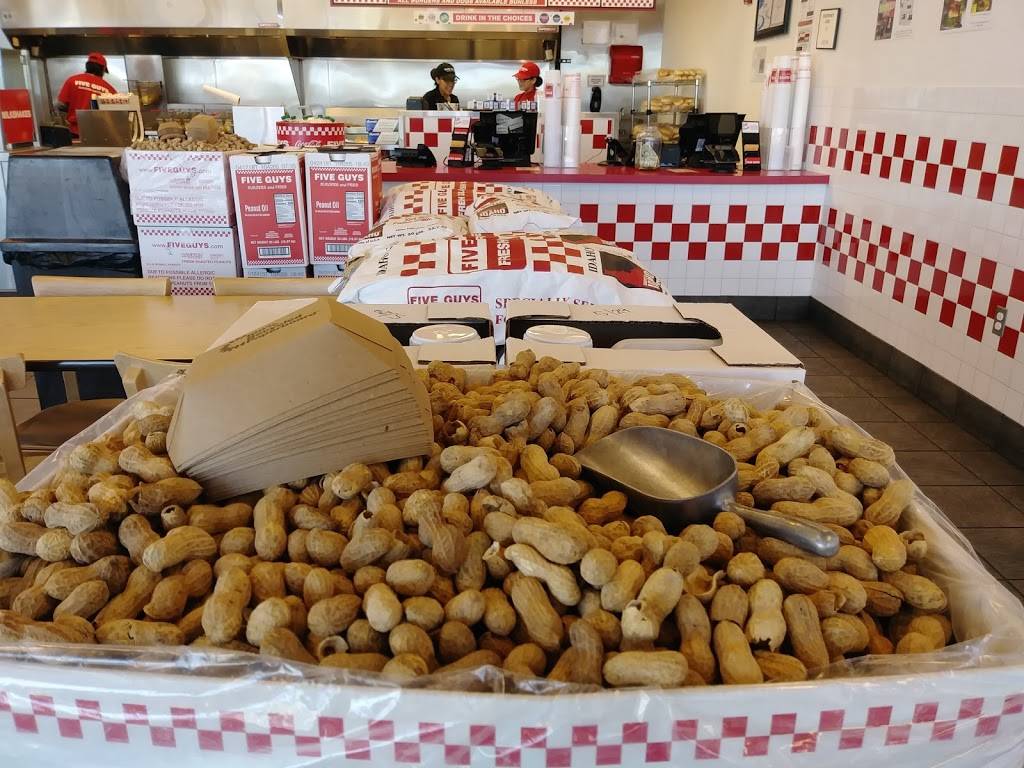 Five Guys | meal takeaway | 1121 Unser Blvd SE, Rio Rancho, NM 87124, USA | 5058969700 OR +1 505-896-9700