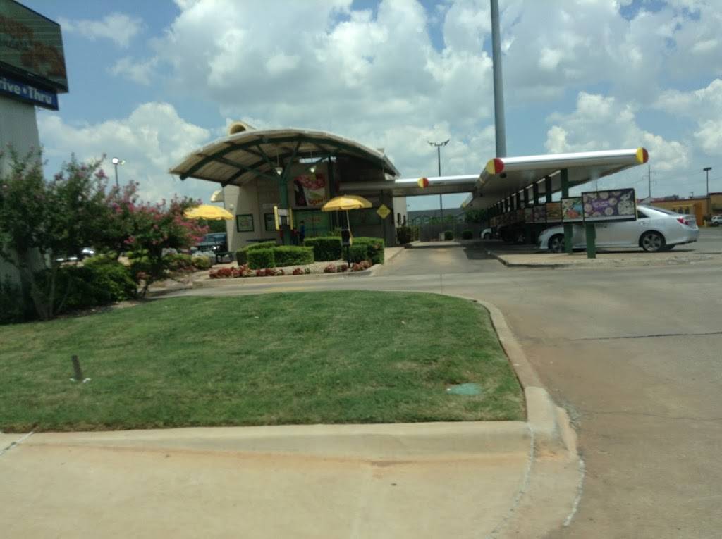 Sonic Drive-In | restaurant | 2109 NW 122nd St, Oklahoma City, OK 73120, USA | 4057519100 OR +1 405-751-9100