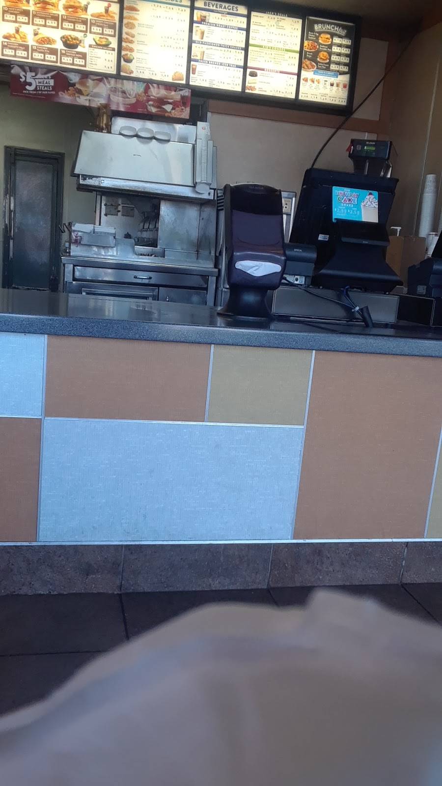 Jack in the Box | restaurant | 901 N Hampton Rd, DeSoto, TX 75115, USA | 9722234444 OR +1 972-223-4444