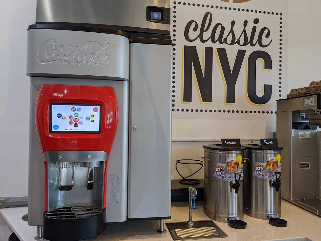 Manhattan Pizza | restaurant | 1211 Wolf Rock Dr, Purcellville, VA 20132, USA | 5406190500 OR +1 540-619-0500