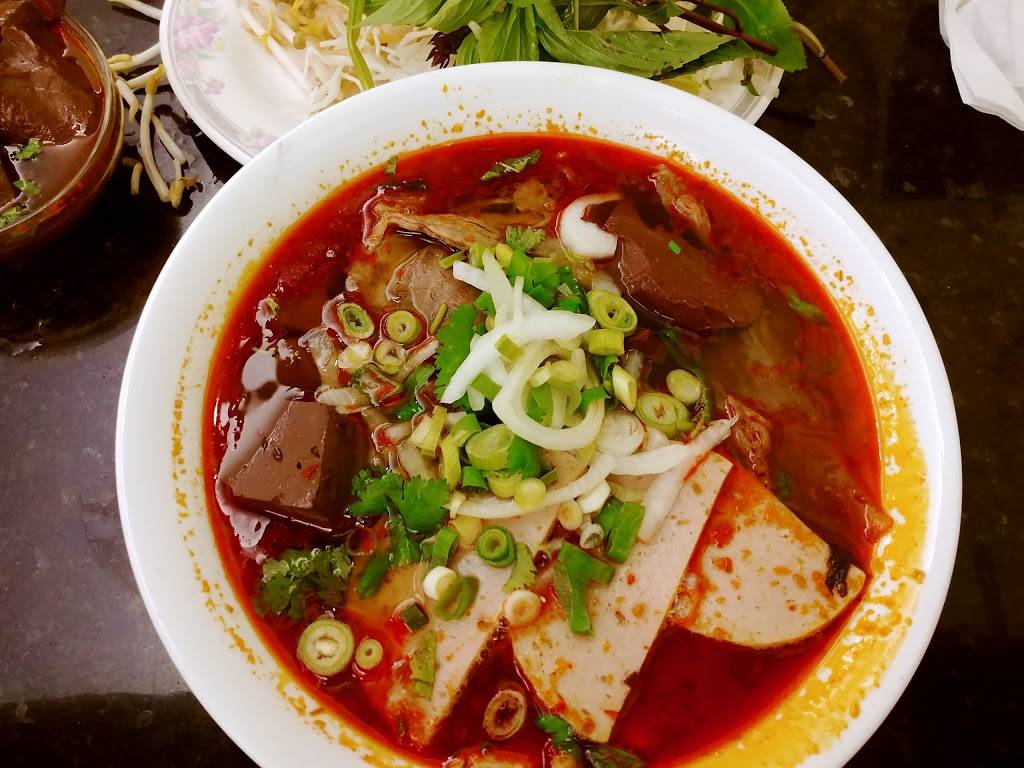 Pho Dau Bo Restaurant | restaurant | 2437 Finch Ave W #4, North York, ON M9M 2E7, Canada | 4167499943 OR +1 416-749-9943