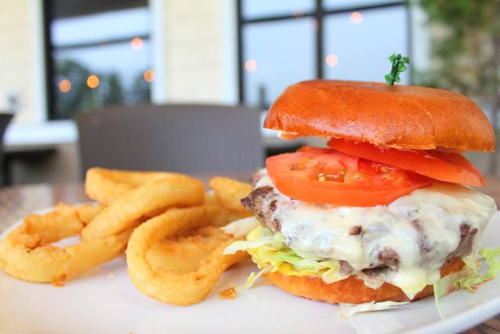 Dig & Dive | restaurant | 3525 Lancelot Ln, Wilmington, NC 28403, USA | 9102285791 OR +1 910-228-5791