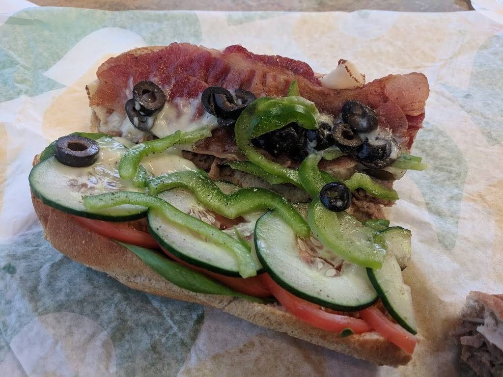 Subway Restaurants | restaurant | 10601 University Ave NE, Blaine, MN 55434, USA | 7637573889 OR +1 763-757-3889