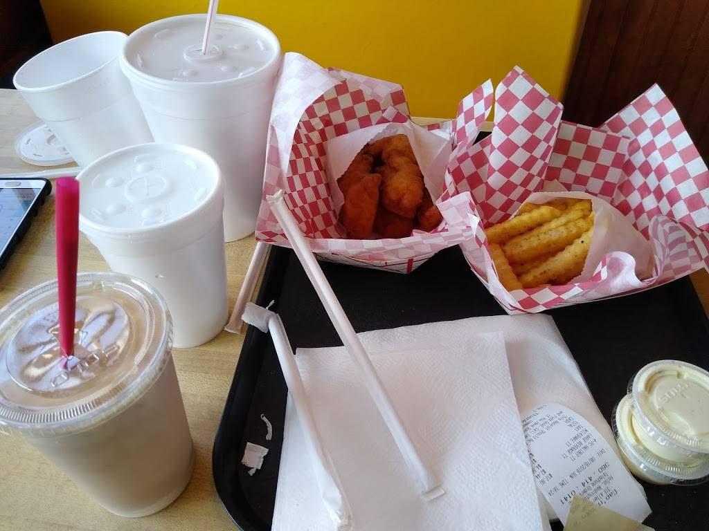 Capn Yobys Drive-In | restaurant | 315 Allen St, Kelso, WA 98626, USA | 3604140141 OR +1 360-414-0141