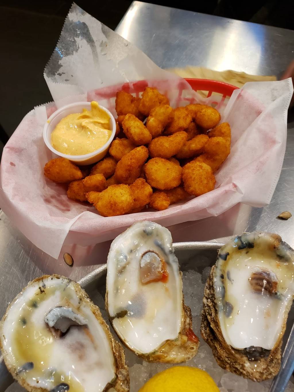 Big Ts Seafood Market Bar Sunnyvale | restaurant | 1121 Tasman Dr, Sunnyvale, CA 94089, USA | 4086852596 OR +1 408-685-2596