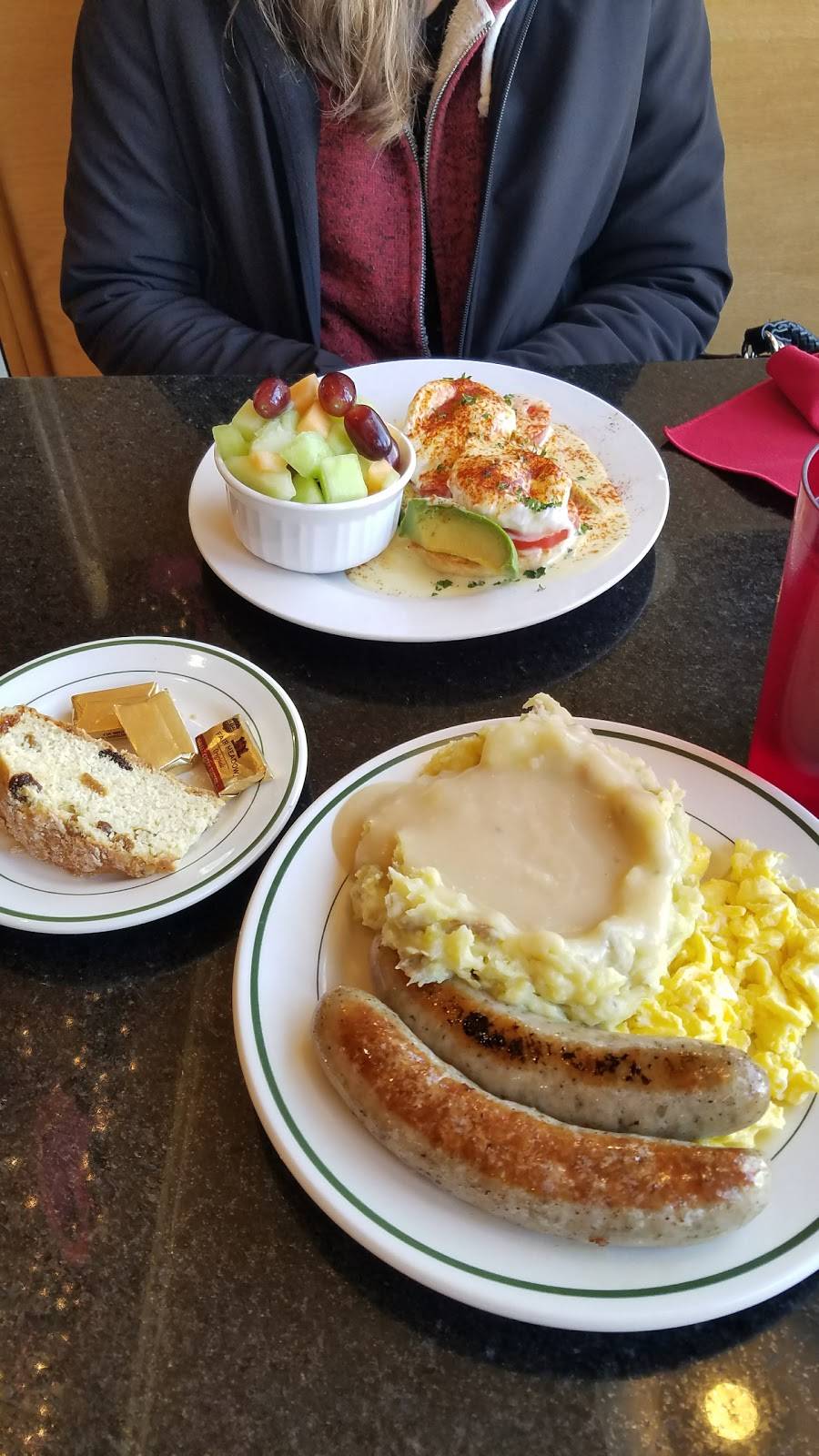 McCafferys Dolce Vita & Twin Springs Bakery | restaurant | 2149 Twin Springs Rd, Decorah, IA 52101, USA | 5633824723 OR +1 563-382-4723