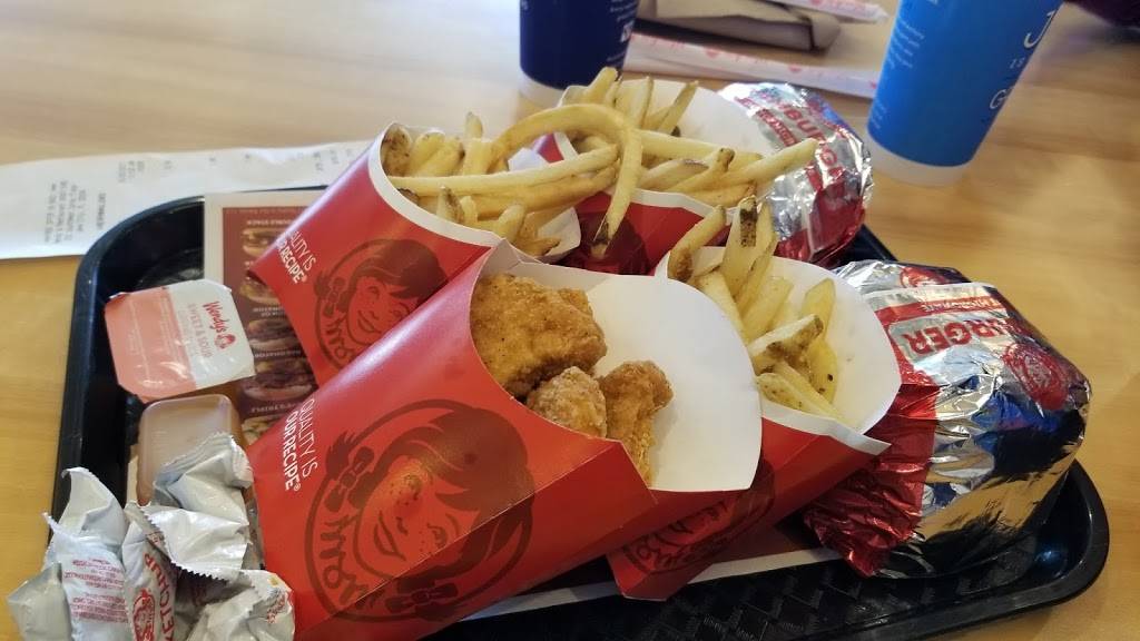 Wendys | restaurant | 202 Corey Pl, Lake City, FL 32024, USA | 3869610019 OR +1 386-961-0019