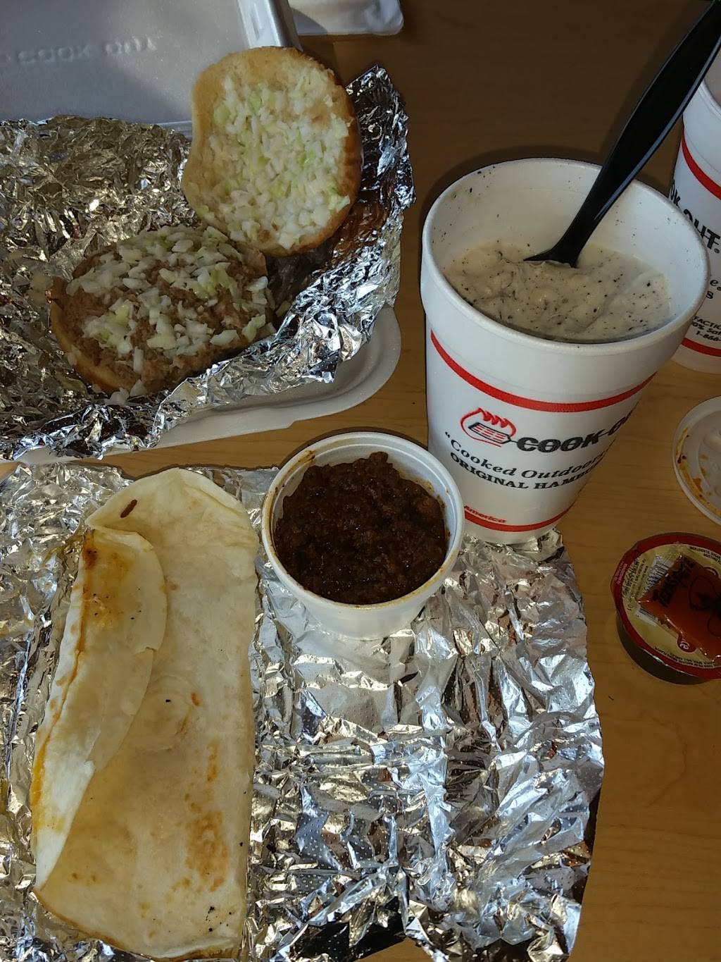 Cook Out | restaurant | 1688 E Market St, Harrisonburg, VA 22801, USA | 8665470011 OR +1 866-547-0011