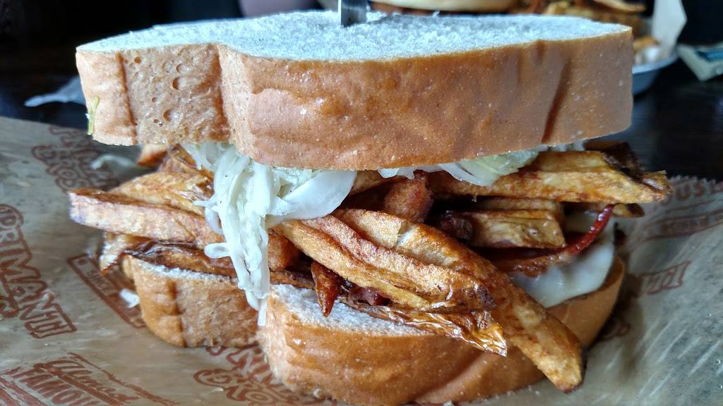 Primanti Bros. | restaurant | 2550 W Plank Rd, Altoona, PA 16601, USA | 8142042949 OR +1 814-204-2949