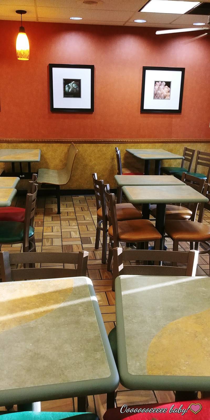 Subway | restaurant | 121 W Township St, Fayetteville, AR 72703, USA | 4794437827 OR +1 479-443-7827