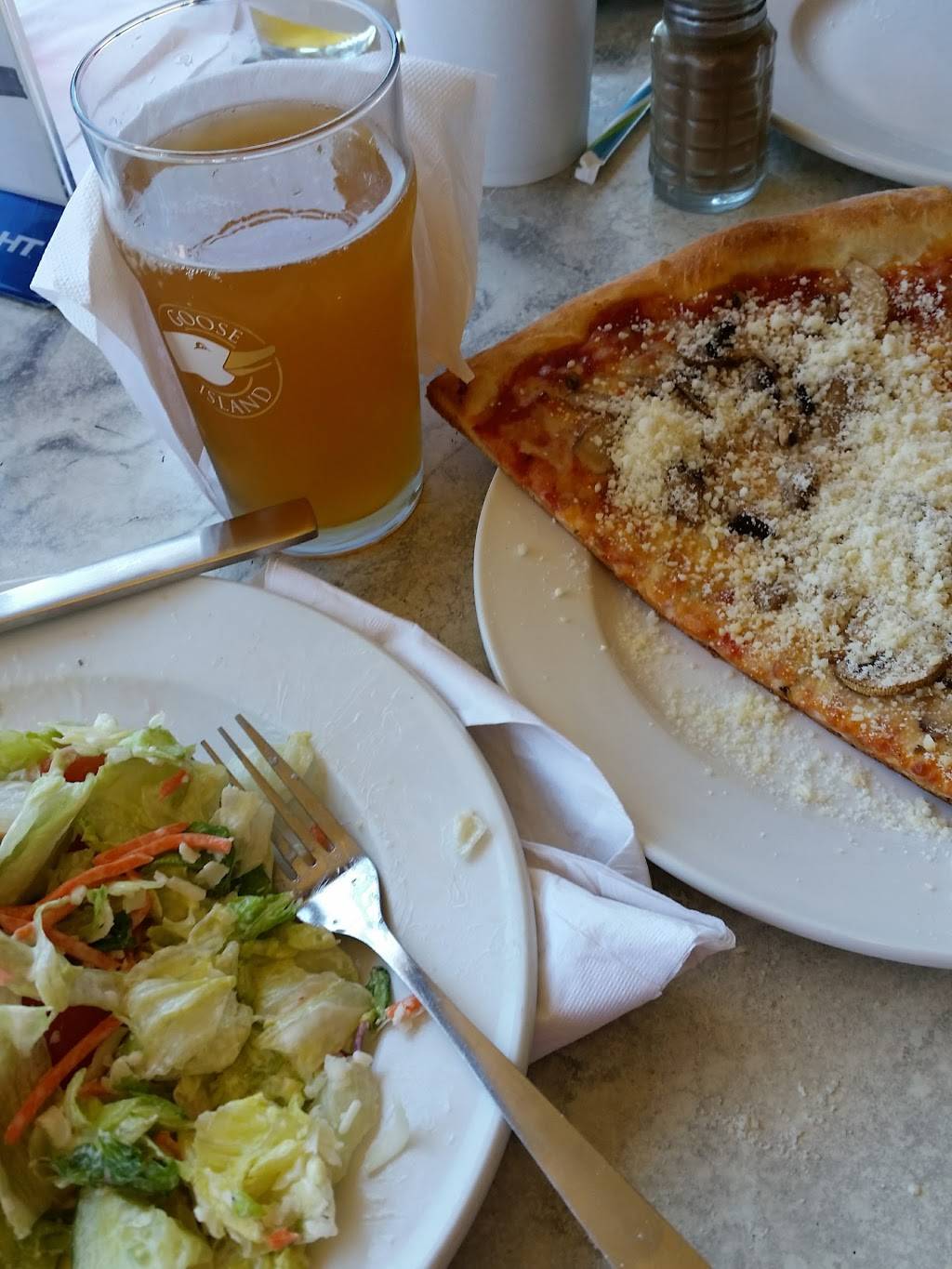 Racanelli’s New York Pizzeria | restaurant | 4301 111 N Kirkwood Rd, Kirkwood, MO 63122, USA | 3149090008 OR +1 314-909-0008