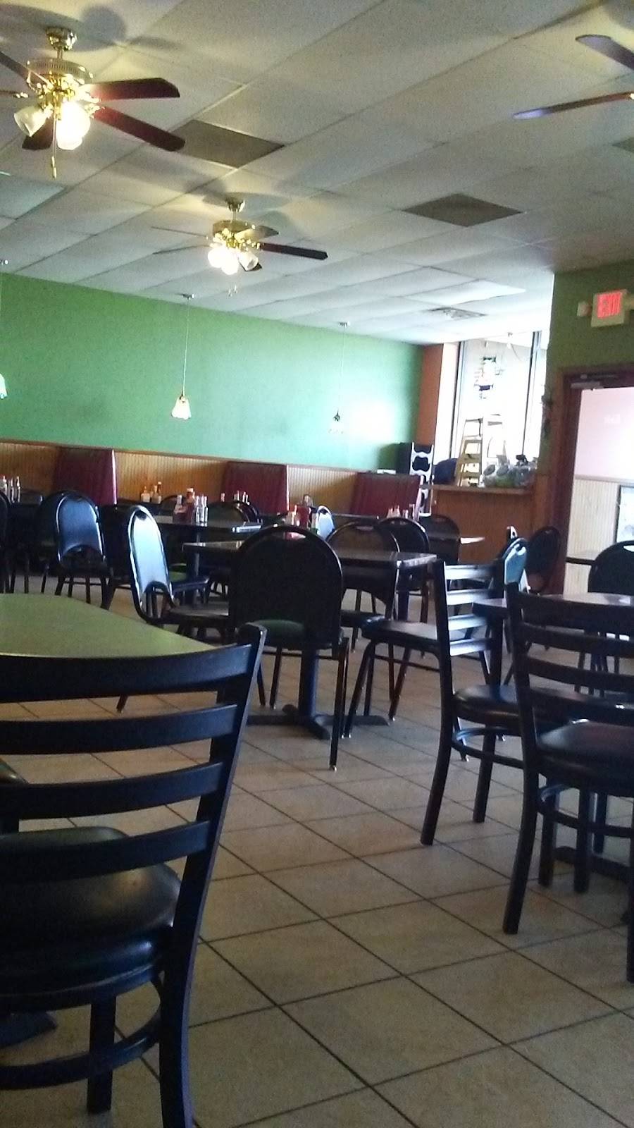 La Fiesta Charra | restaurant | 965 Hawkeye Ave SW, Le Mars, IA 51031, USA | 7125464030 OR +1 712-546-4030