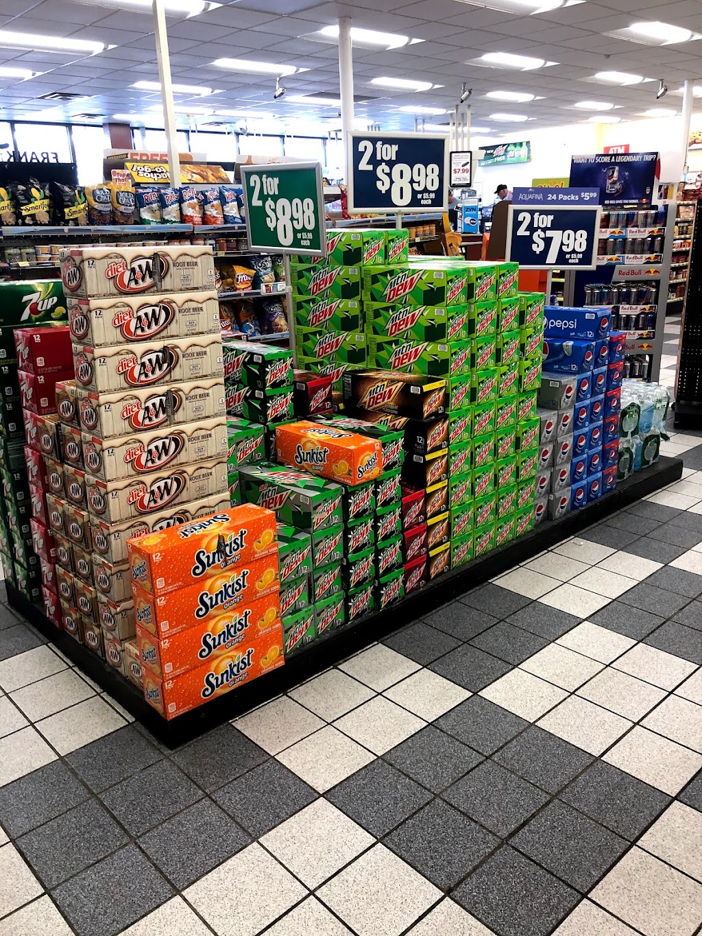 Holiday Stationstores | cafe | 635 Main St S, Cambridge, MN 55008, USA | 7636894877 OR +1 763-689-4877