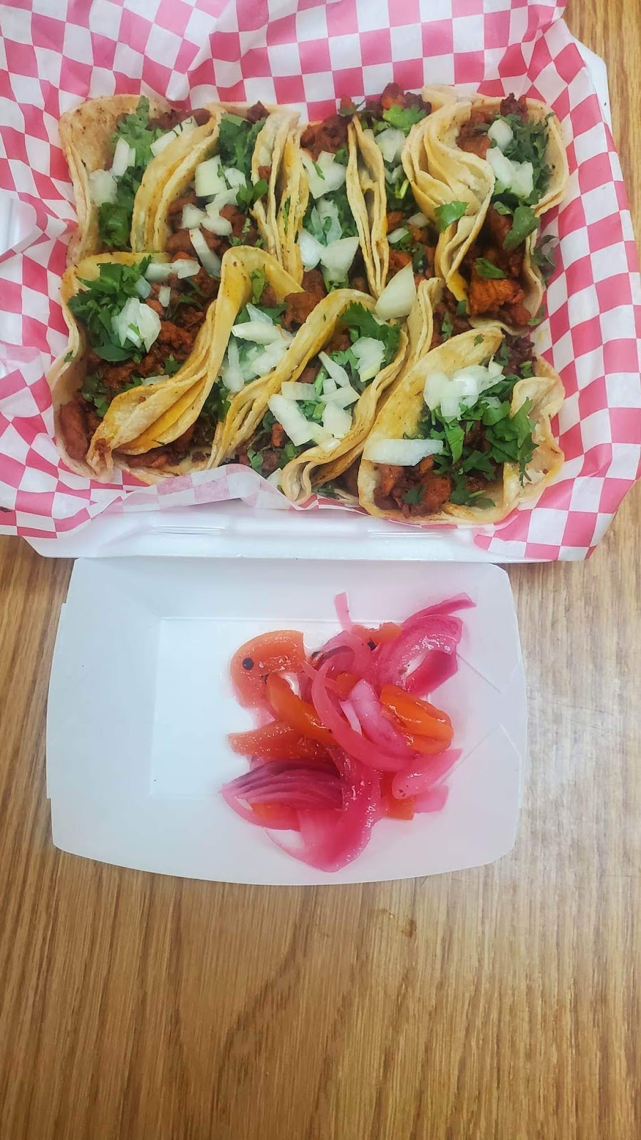 Taqueria La Autentica | restaurant | 1929 S Seneca St, Wichita, KS 67213, USA | 3163527478 OR +1 316-352-7478