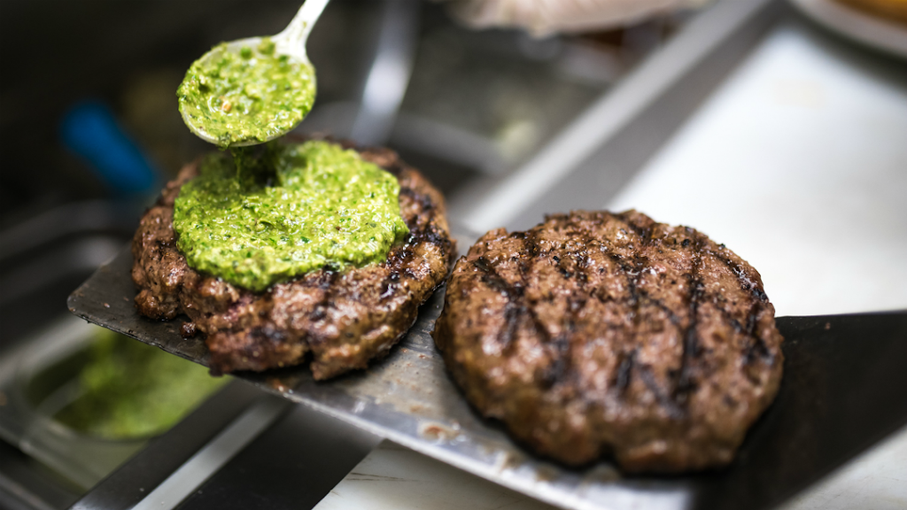 Diamondback Grill | restaurant | 751 Avalon Rd N, Winston-Salem, NC 27104, USA | 3367220006 OR +1 336-722-0006