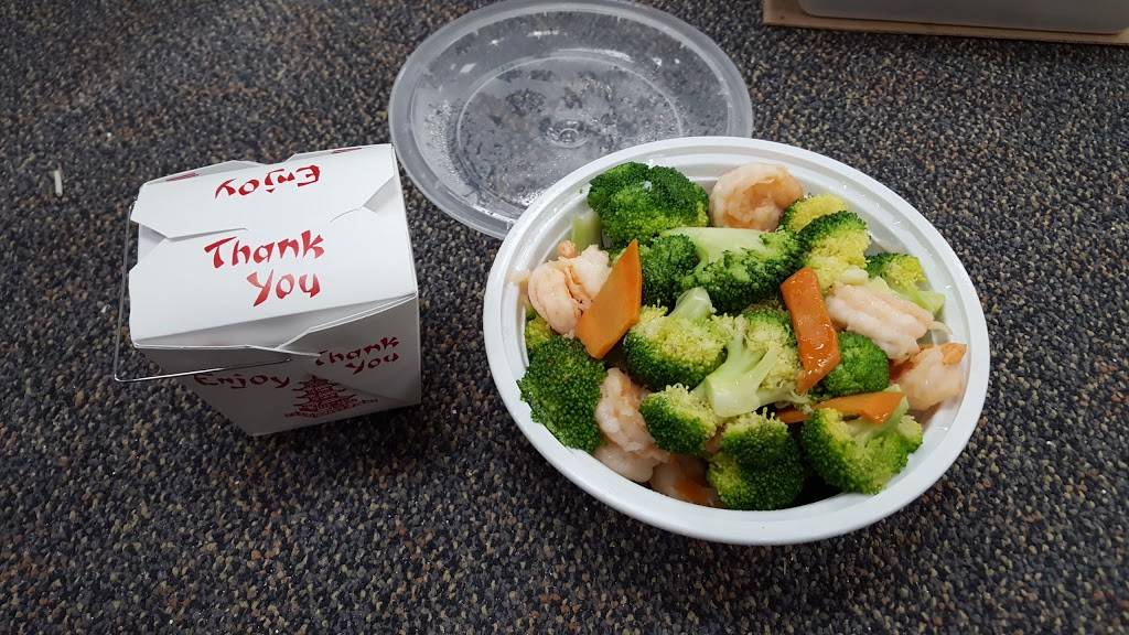 Yeungs House | restaurant | 463 Perry Hwy, West View, PA 15229, USA | 4129392388 OR +1 412-939-2388